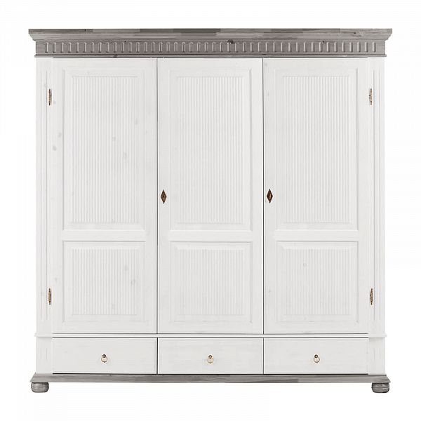 Шкаф 3-дверный 